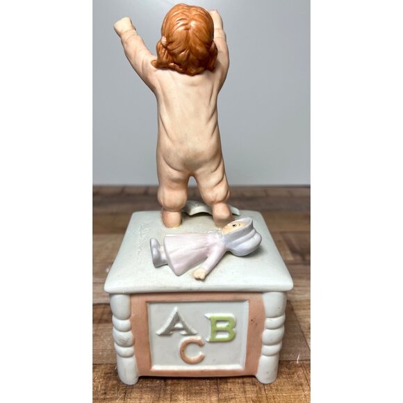 Vintage Luigi Ricciardi Porcelain Music Box Figurine Child & Doll - Picture 3 of 13